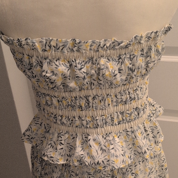 H&M White Floral Smocked Dress - Picture 5 of 8